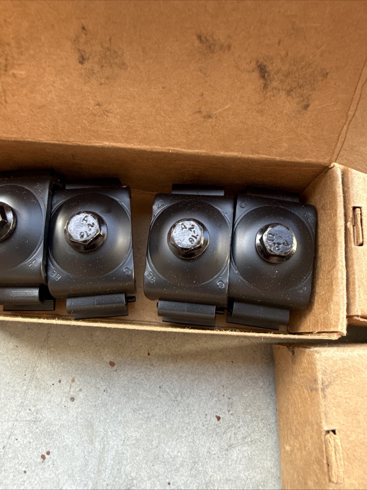 SunPower Invisimount Solar Mid Clamp — Quantity 12