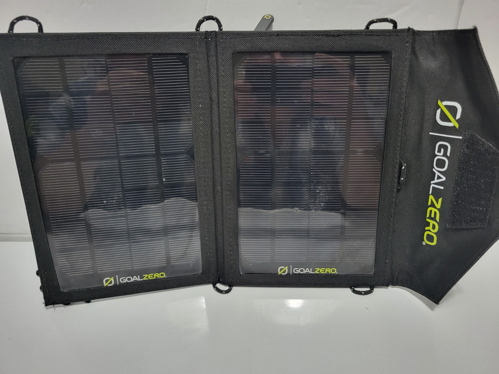 goal zero nomad 7 solar Pannel In Case