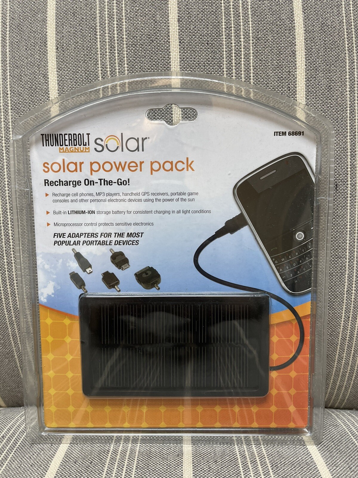 Thunderbolt Magnum Solar Power Pack Recharge-on-the-Go! Item# 68691 NEW SEALED
