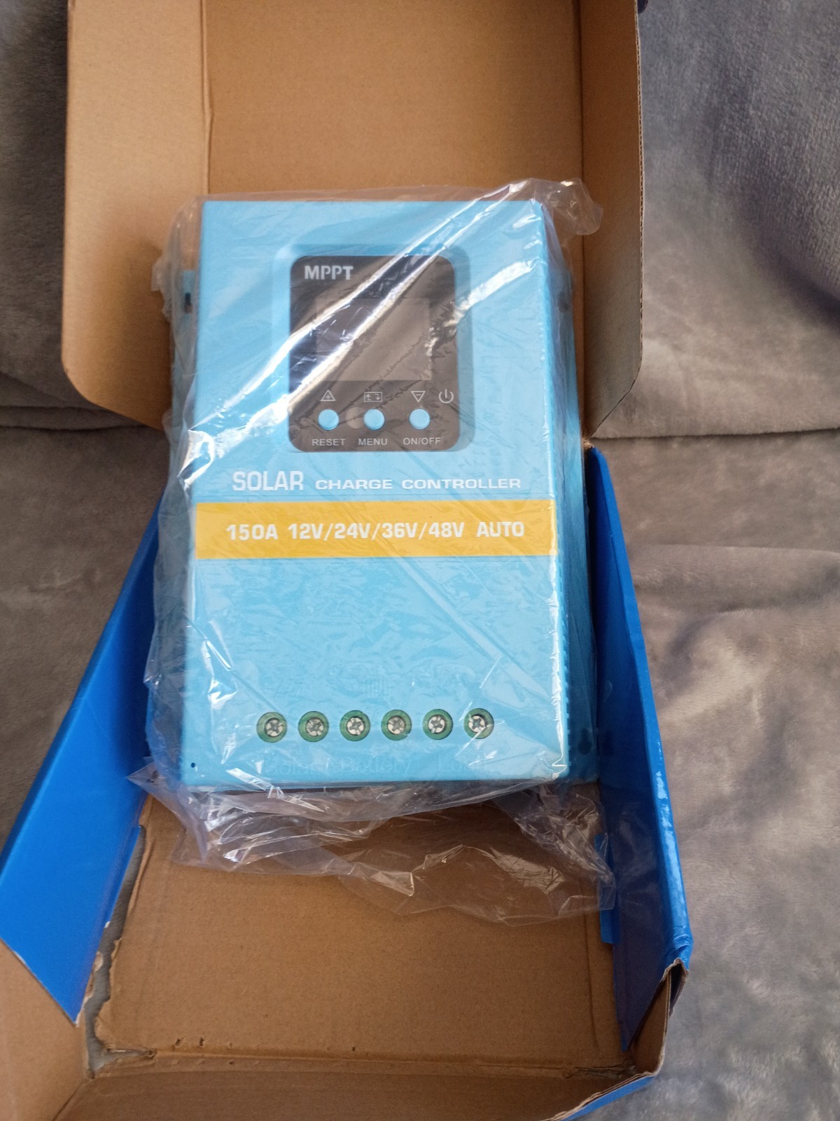 Solar Charge Controller 12V/24V/36V/48V Open Box