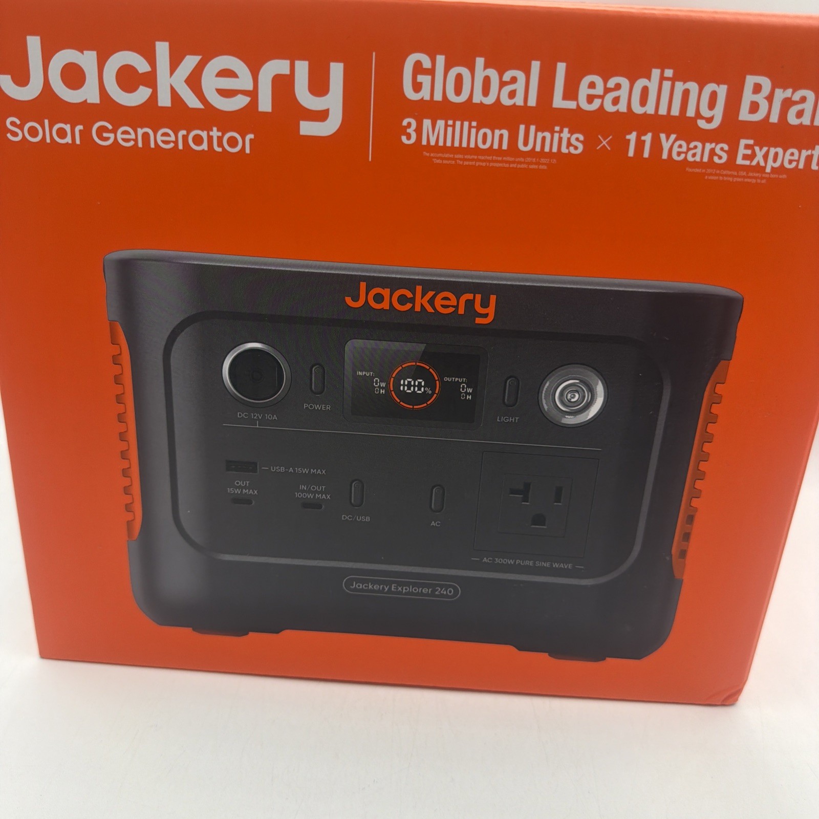 New Jackery Explorer 240 Solar Generator 256Wh/300W