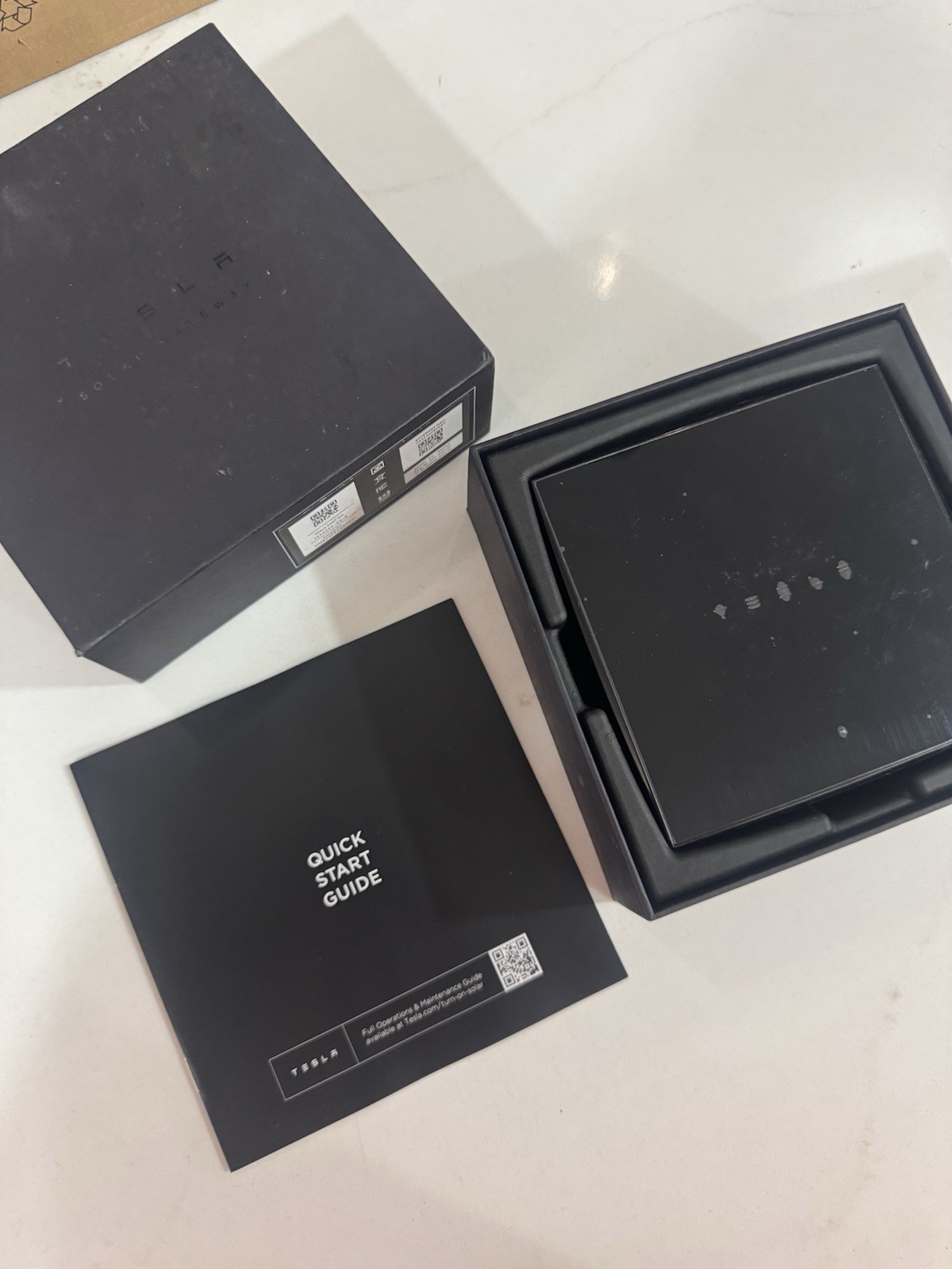 Tesla Solar Gateway – Tesla Part No. 1490255-00-A, Model No. GWY20