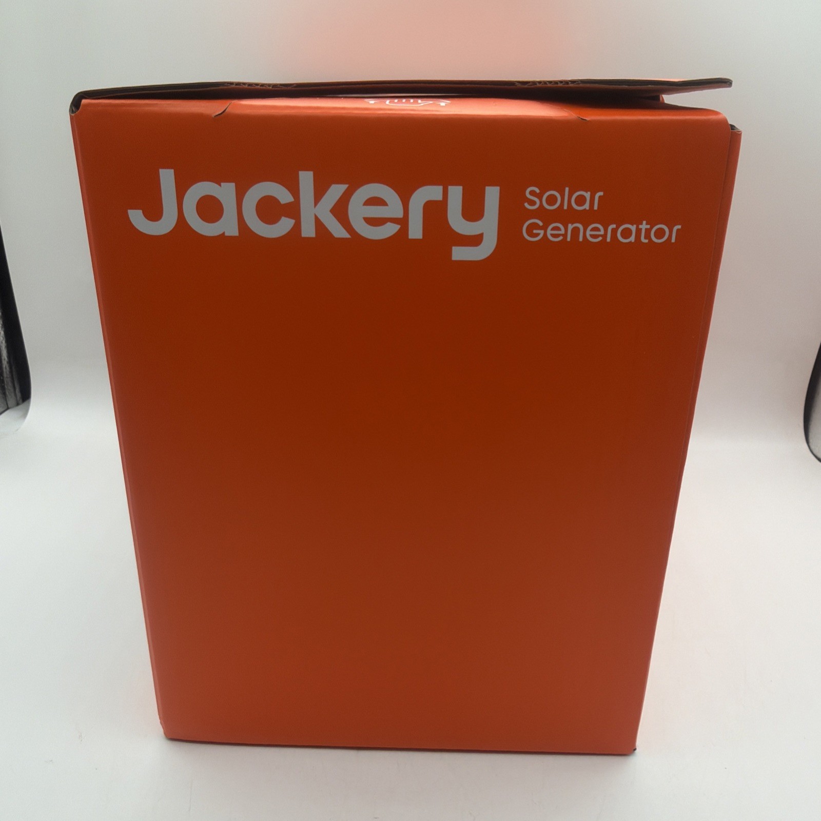 New Jackery Explorer 240 Solar Generator 256Wh/300W