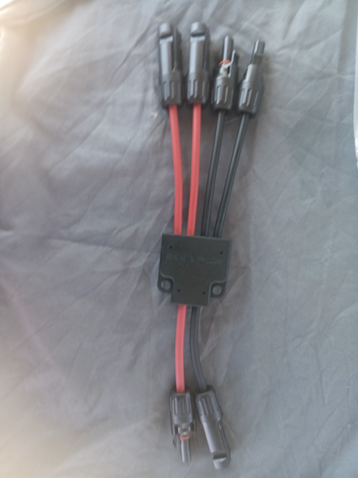 Solar Parallel Connectors for 2-3 Solar Panels, 2 to 6 Solar Connectors Cable