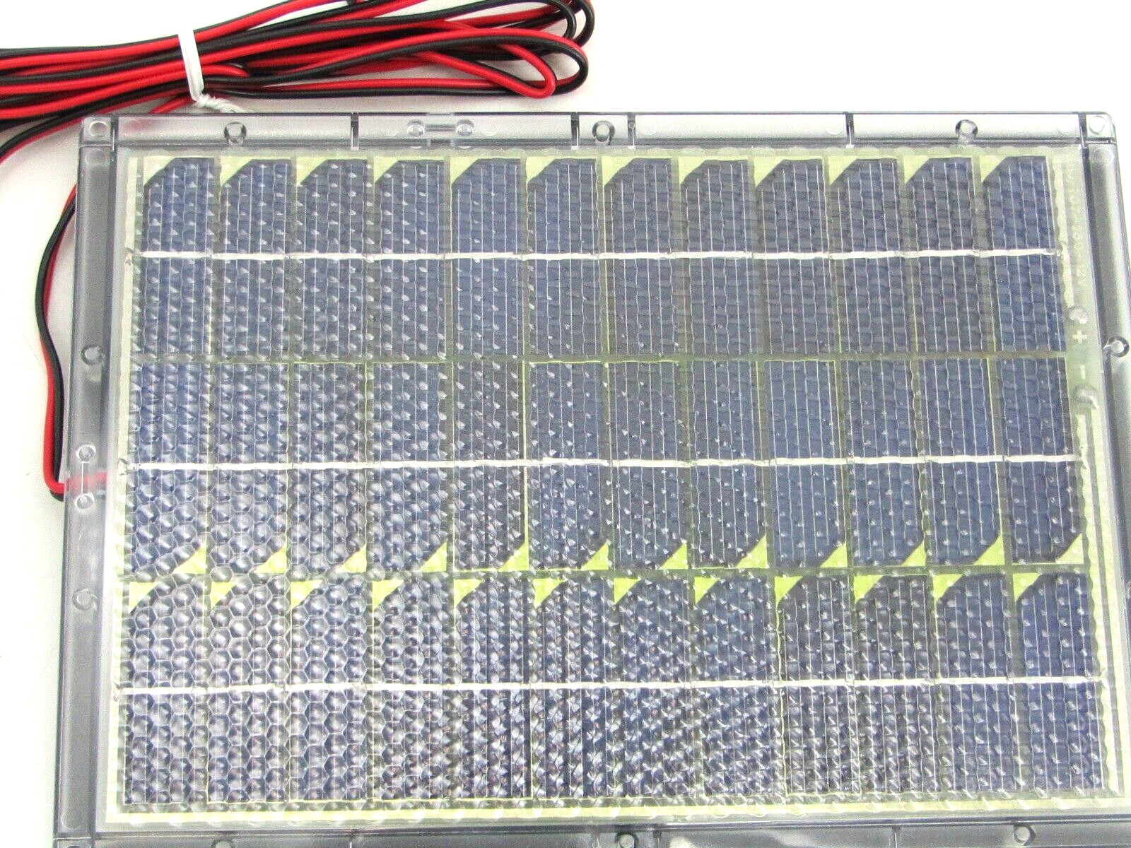 Solar Panel Kit Home Car Truck Marine RV 12V DC Battery Weatherproof w/ Clamps