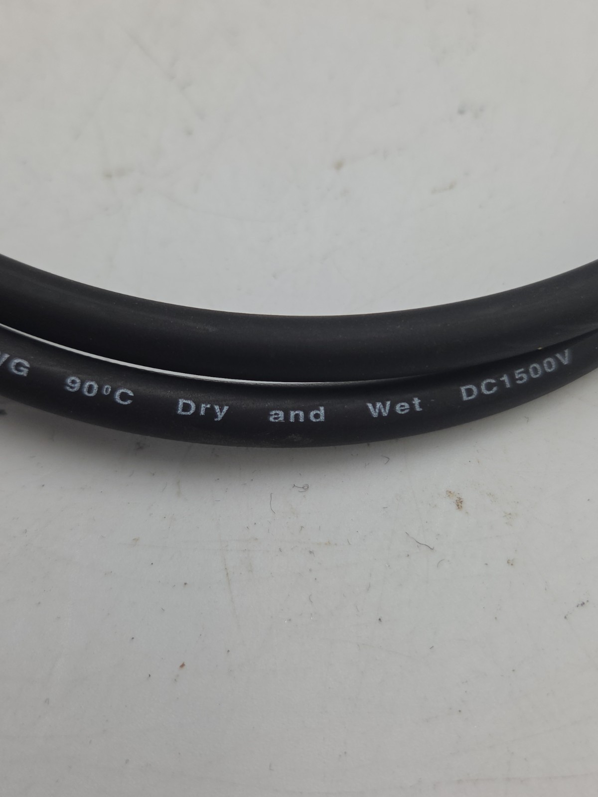 10 AWG 1500vdc PV Wire Solar Panel 3.5′ Cables (6) / Microinverter Connector