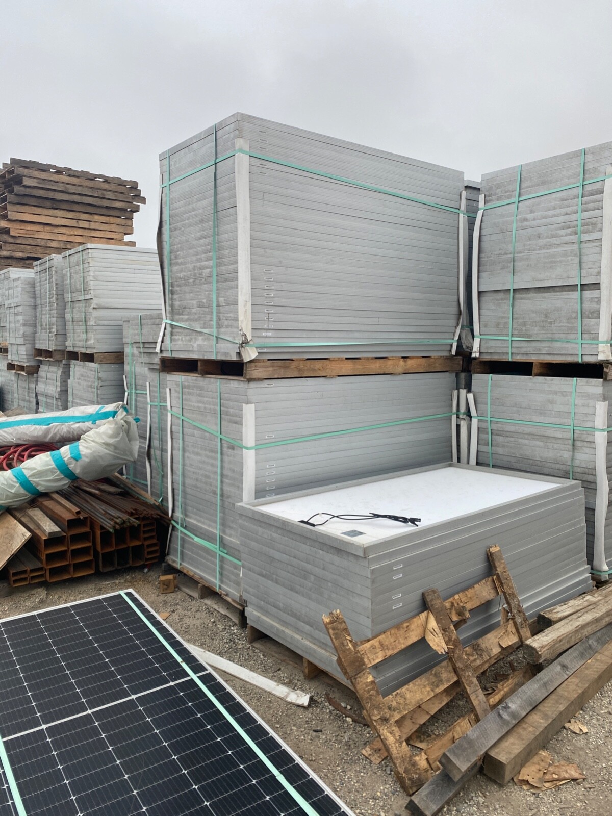 7875 WATTS Pallet of 25 Phono Solar PS315P/24T 31 REC/Canadian Solar/Q Cells