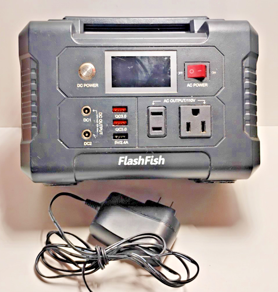 FLASH FISH, POTRABLE POWER STATION,M# E200, AC/DCX2,BOX ONLY NO SOLAR PANEL (A6