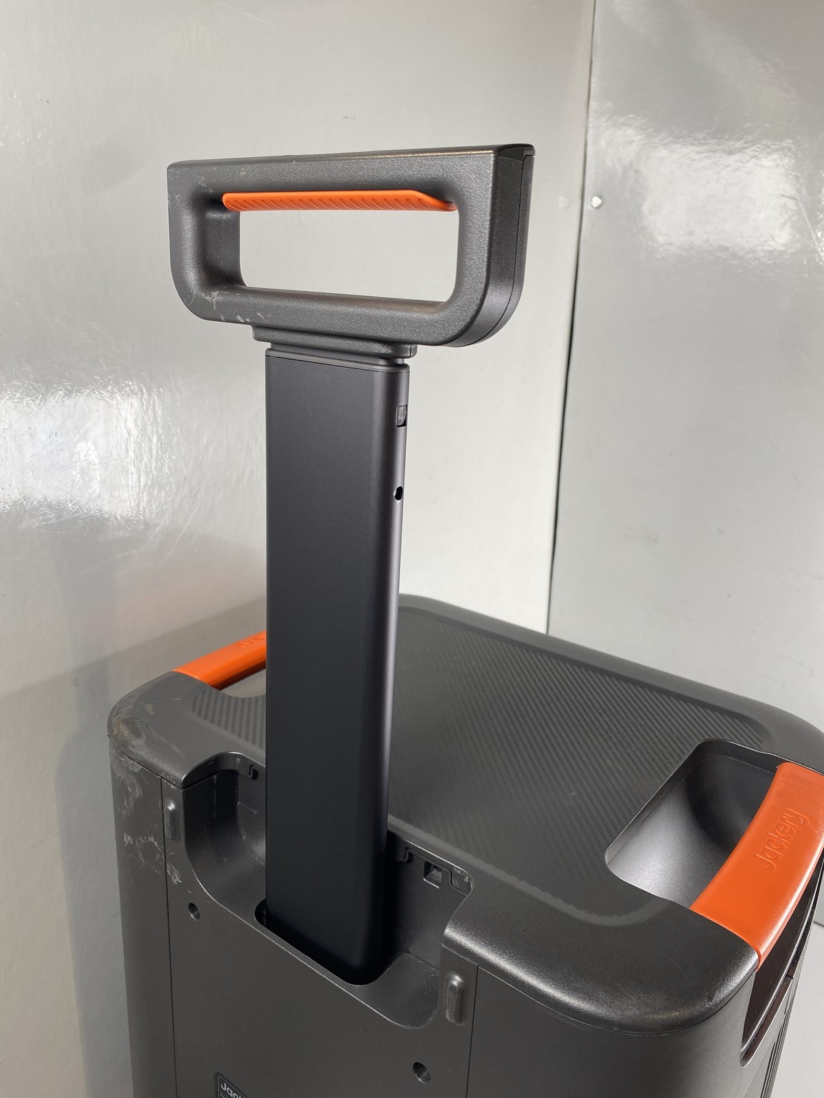 Jackery HomePower 3600 Plus Portable Power Station *NO AC CHARGING CABLE*