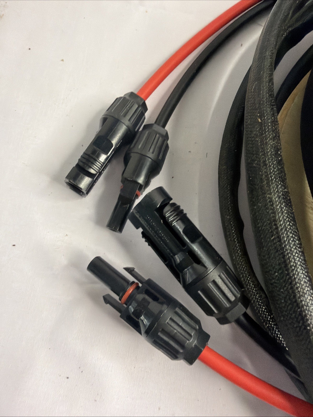 10 AWG Solar Panel Extension Cable PV Wire Solar Connectors Pair Black Red