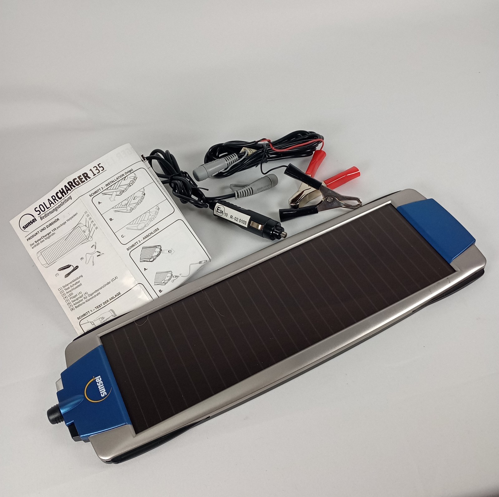 Sunsei SolarCharger 135 SE-135 Solar Battery Maintainer Panel w/ Manual & Cables