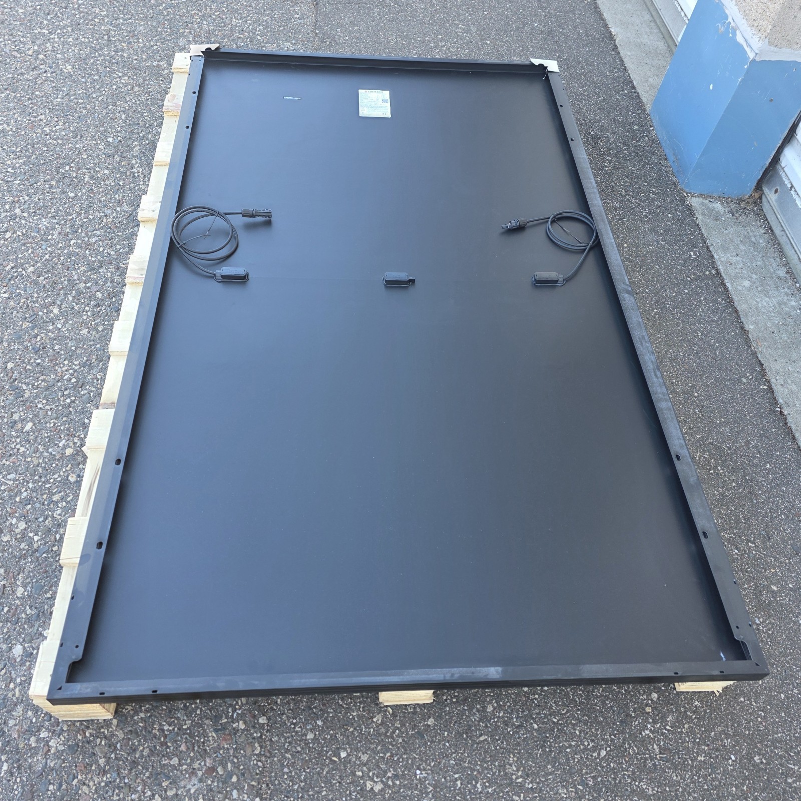 Suntech STP370S-B60/Wnhb 370W Solar Panels Lot of 10 Mono High Efficiency