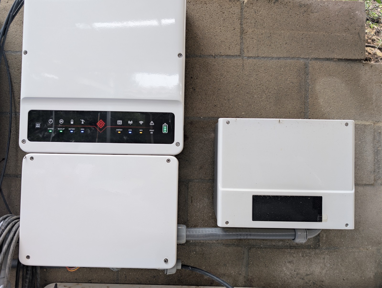 NEW 7.6KW Solar System with GOODWE 7600A-ES hybrid and 10Kwh CATL Battery(LFP)