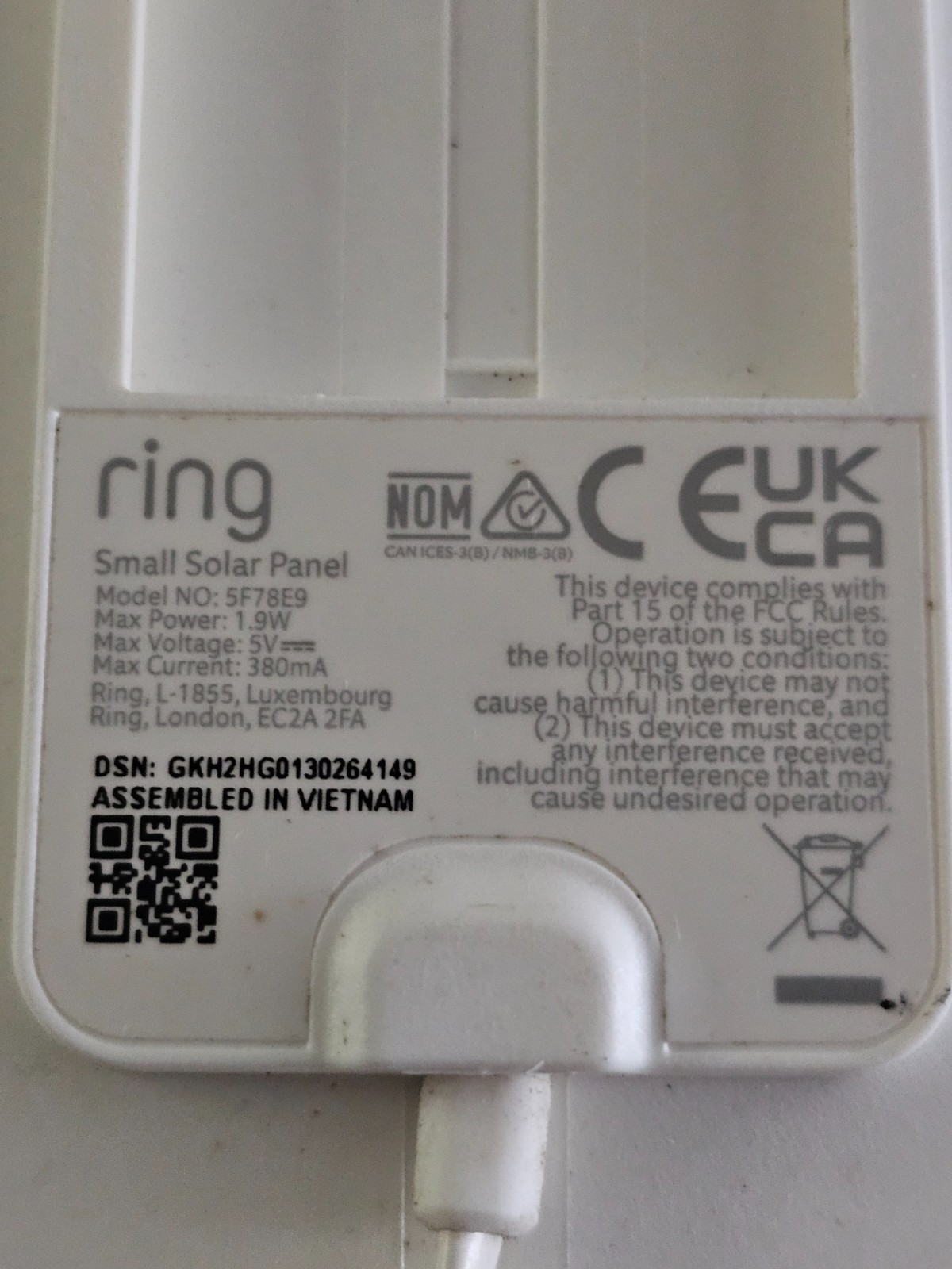 Ring OEM Solar Panel 1.9W for Stick Up Cam White 5F78E9 with combo mount